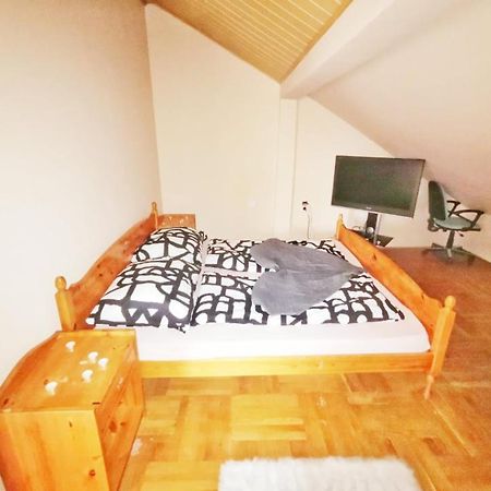 Apartman Poirot Balcony 에르드 외부 사진
