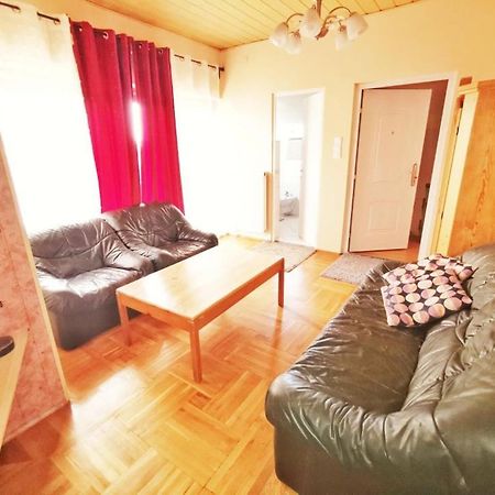 Apartman Poirot Balcony 에르드 외부 사진