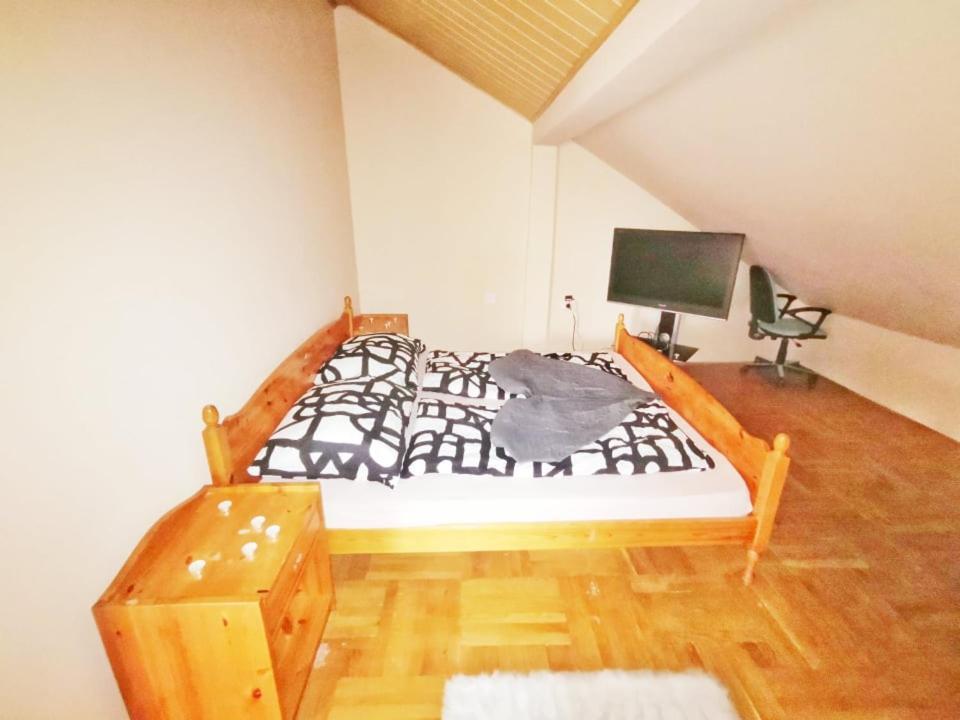 Apartman Poirot Balcony 에르드 외부 사진